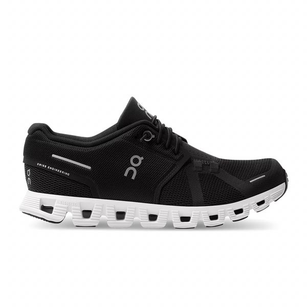 On Running Cloud 6 Black/White