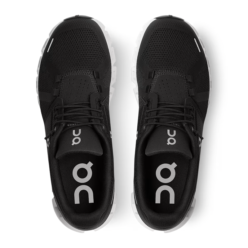 On Running Cloud 6 Black/White