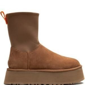 UGG CLASSIC DIPPER PLATFORM BOOT