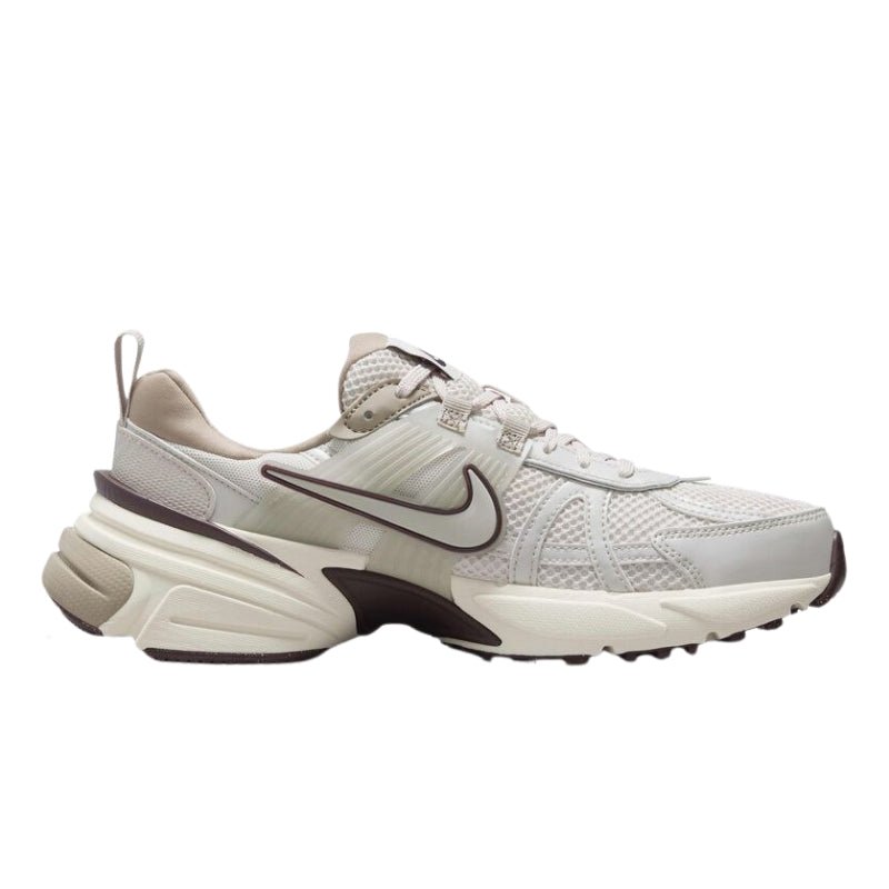 Nike V2K Run Beige